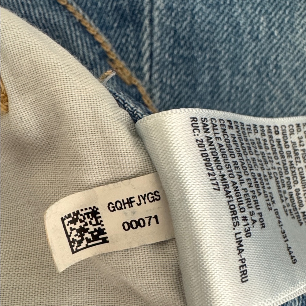 American Eagle Mom Jean Size 8 Regular Distressed Ripped Knees - Picture 15 of 16